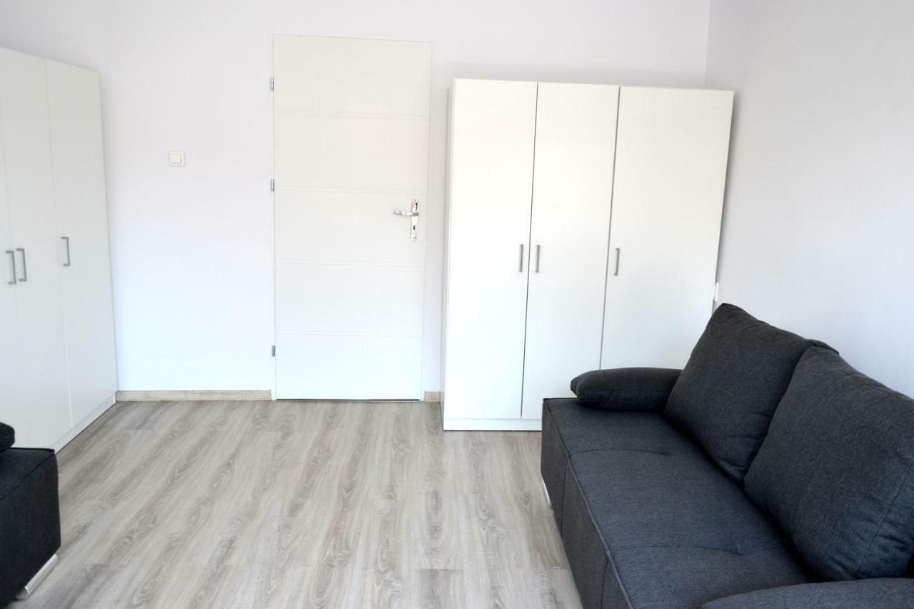 Apartament Apartament Vl *